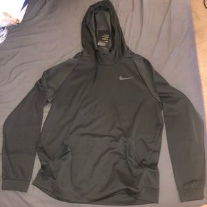 Men’s Large Nike Therma Sweater